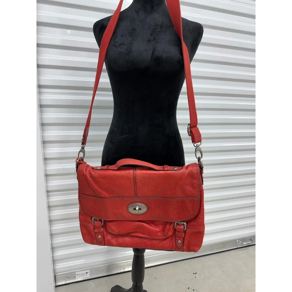 Fossil Long Live Vintage Red Leather Messenger Crossbody Bag Satchel Large